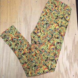 ❌SOLD❌ Like New tall and curvy Lularoe leggings